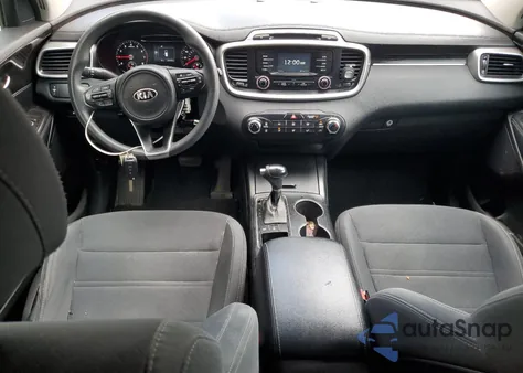 2017 Kia Sorento Lx z USA, uszkodzony, nr VIN 5XYPGDA30HG204006